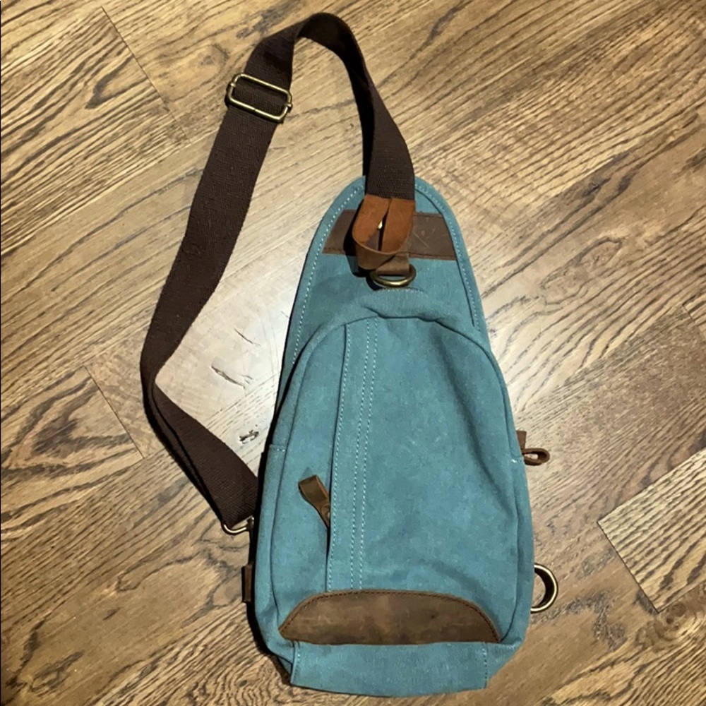 Canvas and leather crossbody bag